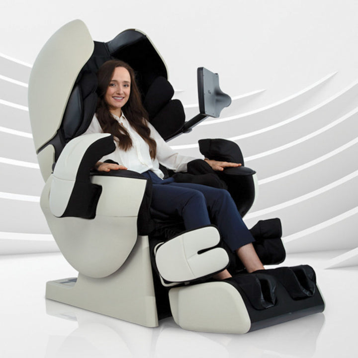 Inada Robo 4D Massage Chair - 5 YEAR FREE EXTENDED MANUFACTURER'S WARRANTY
